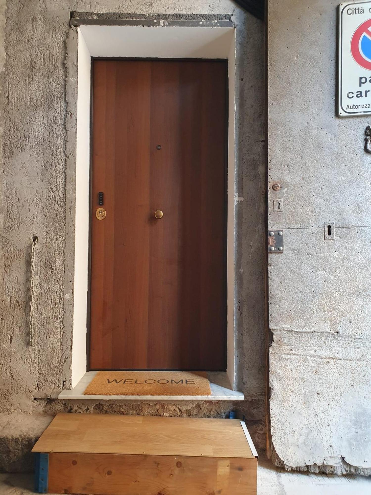 Grey House Apartments Catania Exterior photo