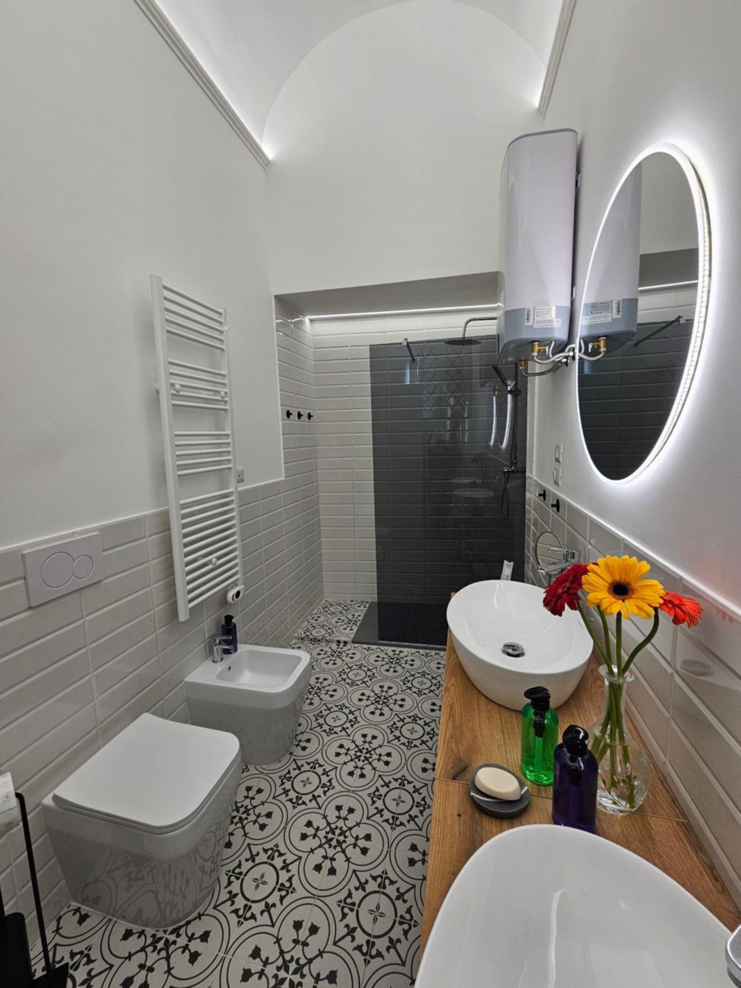 Grey House Apartments Catania Exterior photo