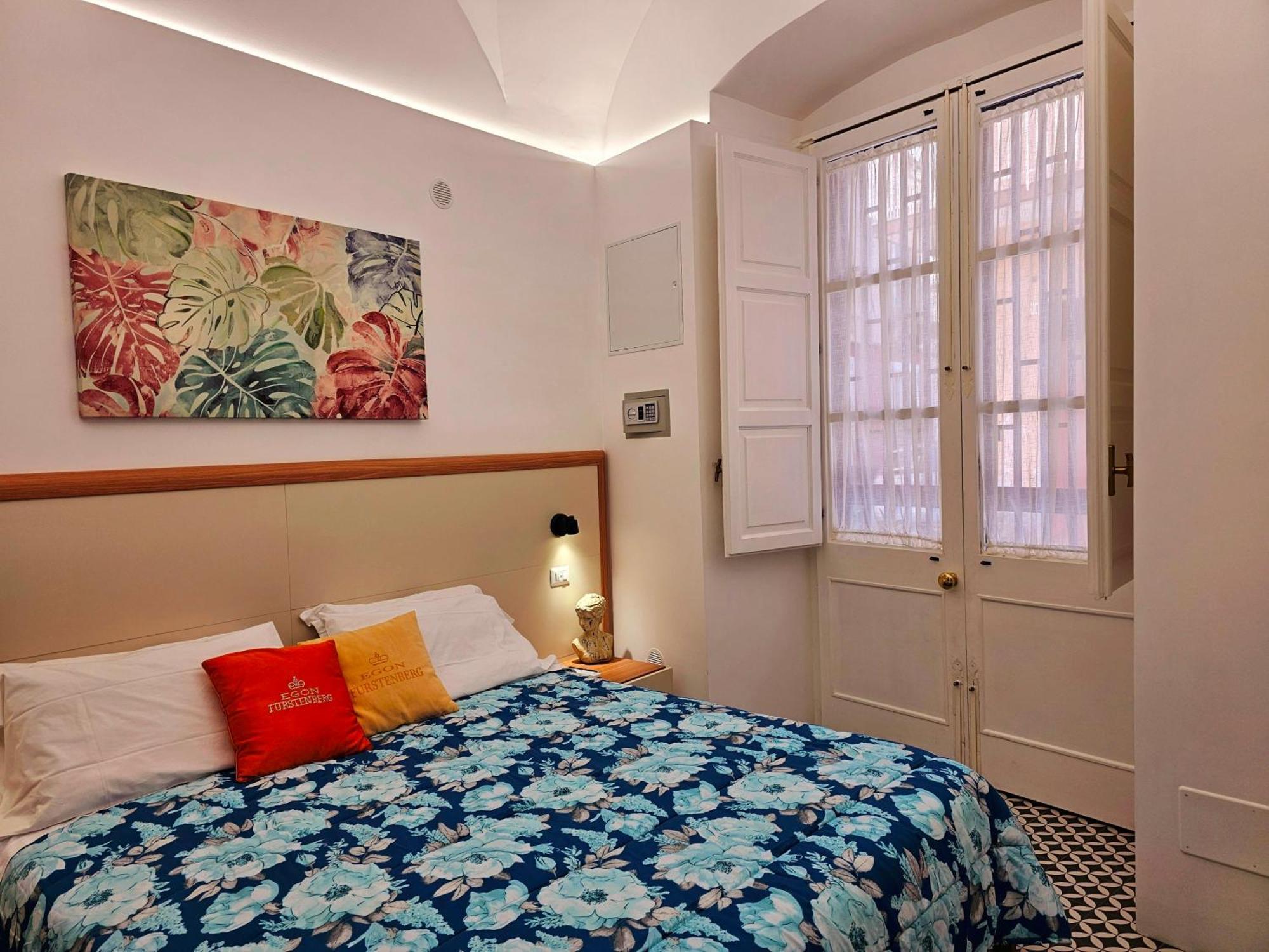 Grey House Apartments Catania Exterior photo